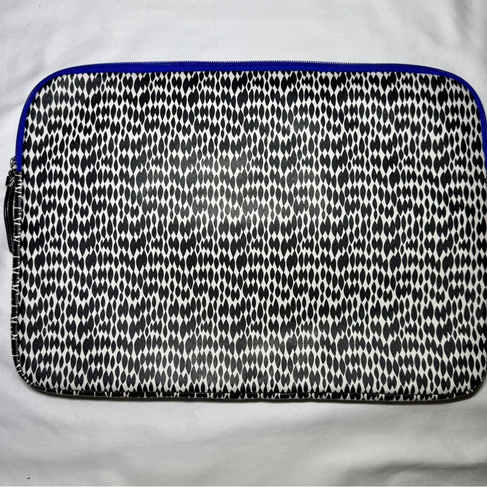 Stella & Dot Padded Laptop Case